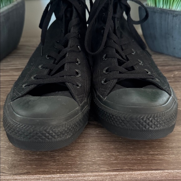 Converse Classic ALL Black High-Tops Sz12 Men’s Sz14 Women’s - Picture 5 of 7